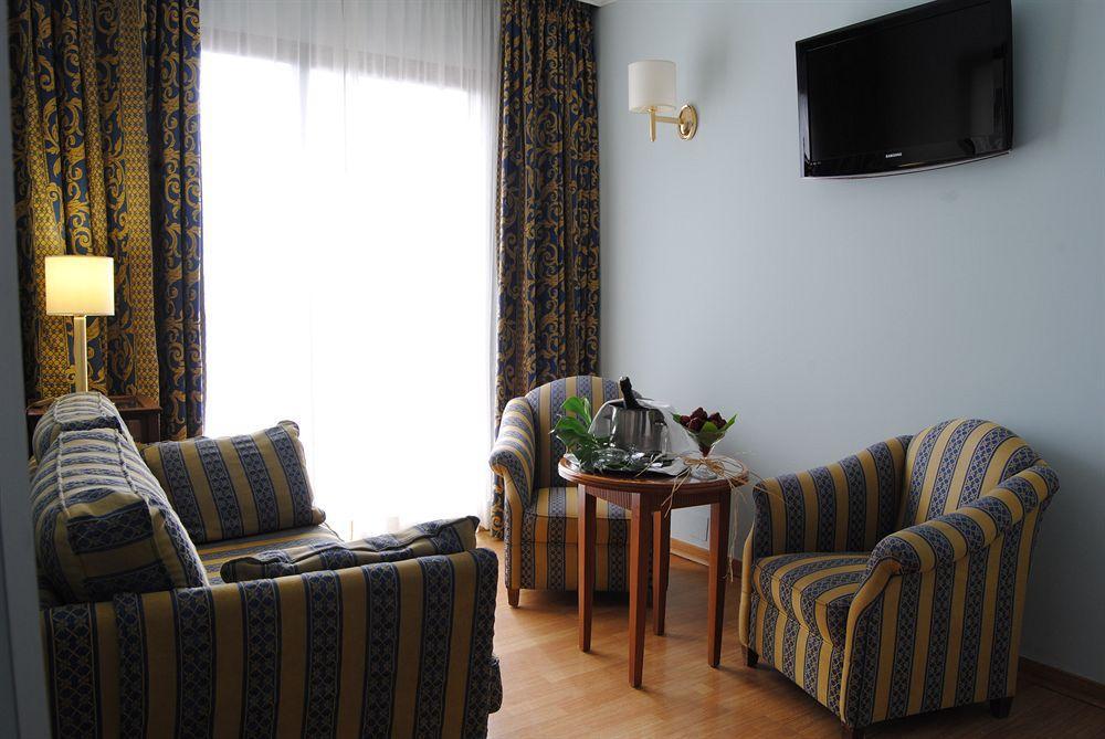 Porcel Alixares Hotel 4*