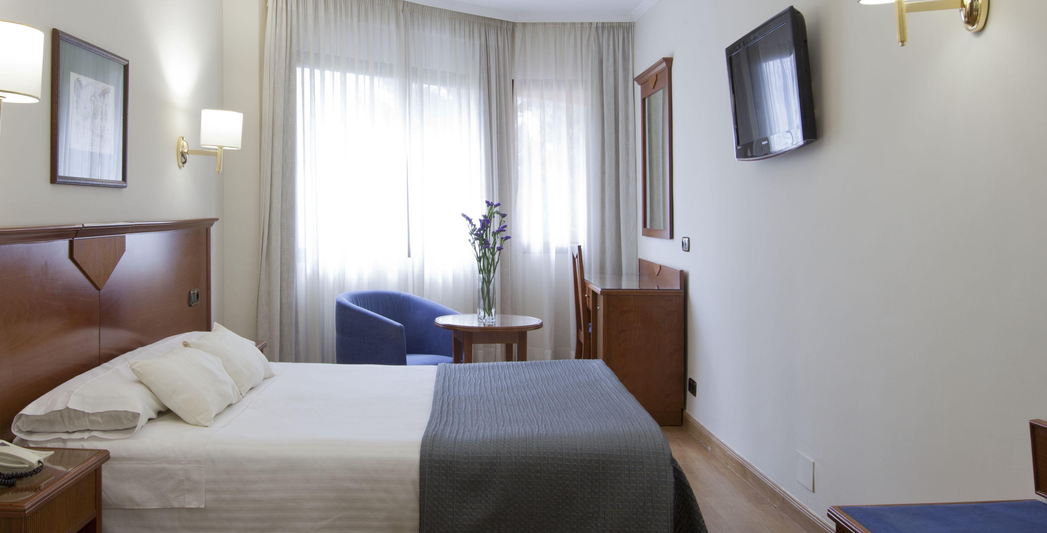 Hotel Porcel Alixares 4*