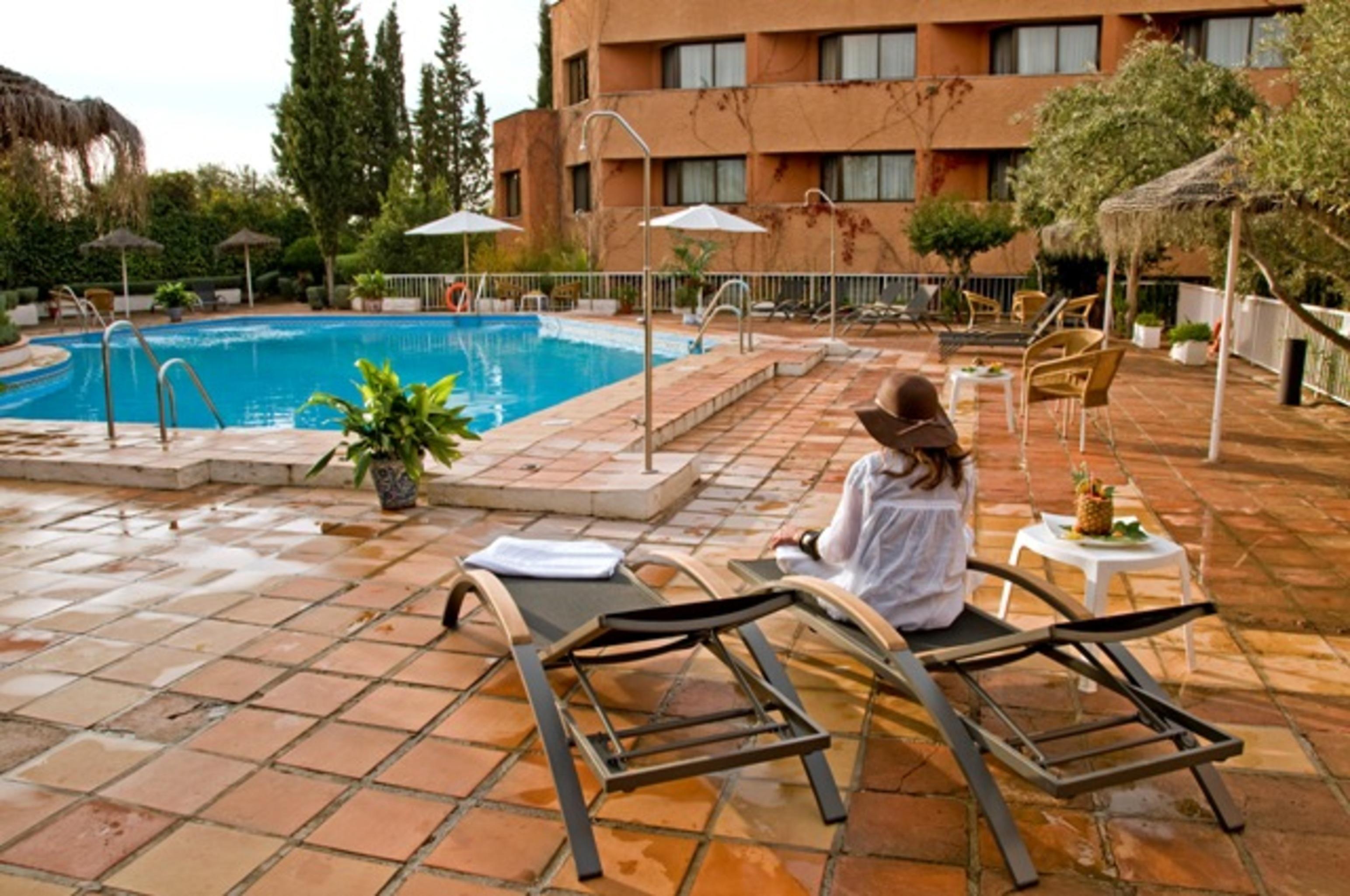 Porcel Alixares 4* Granada