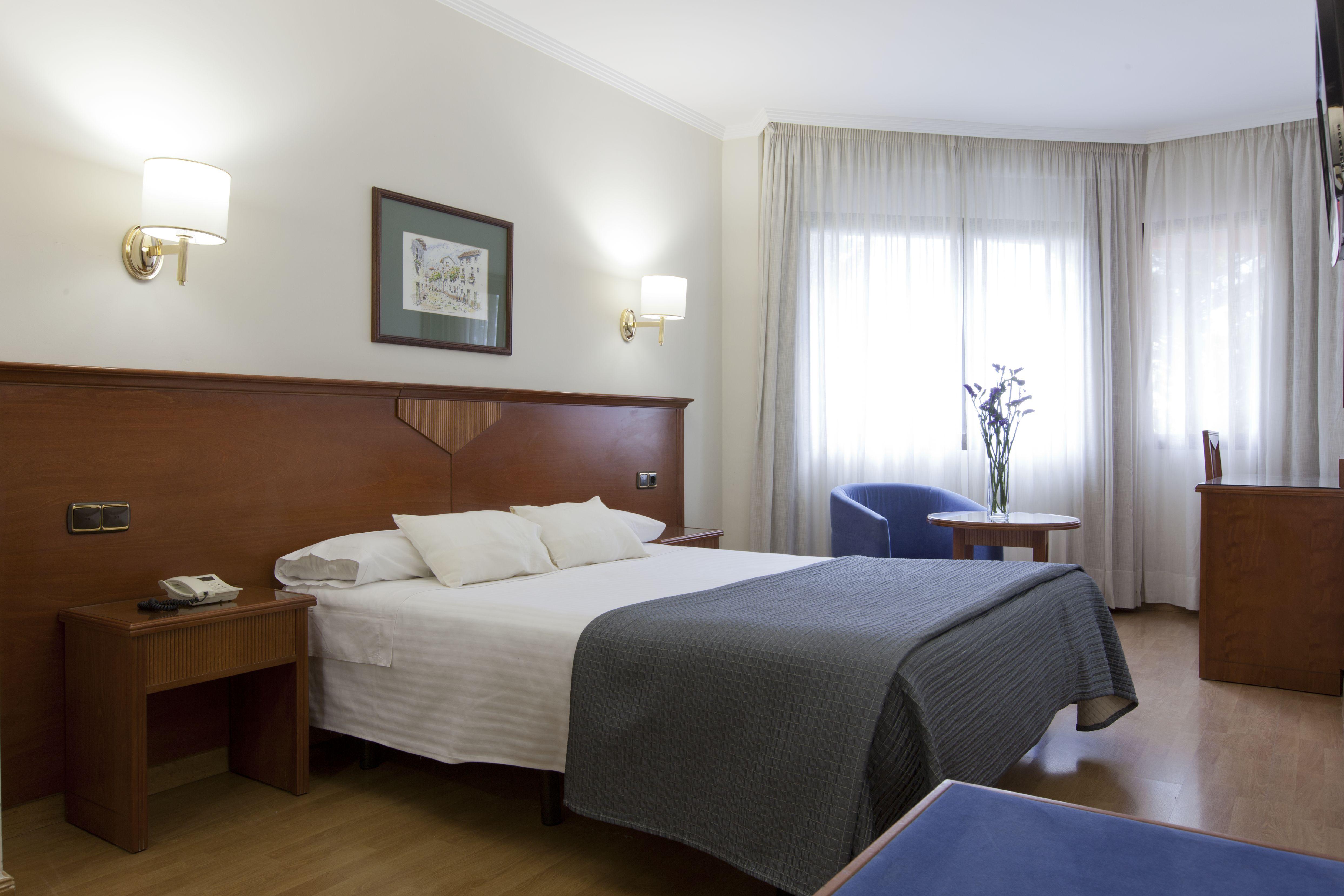 Hotel Porcel Alixares 4*