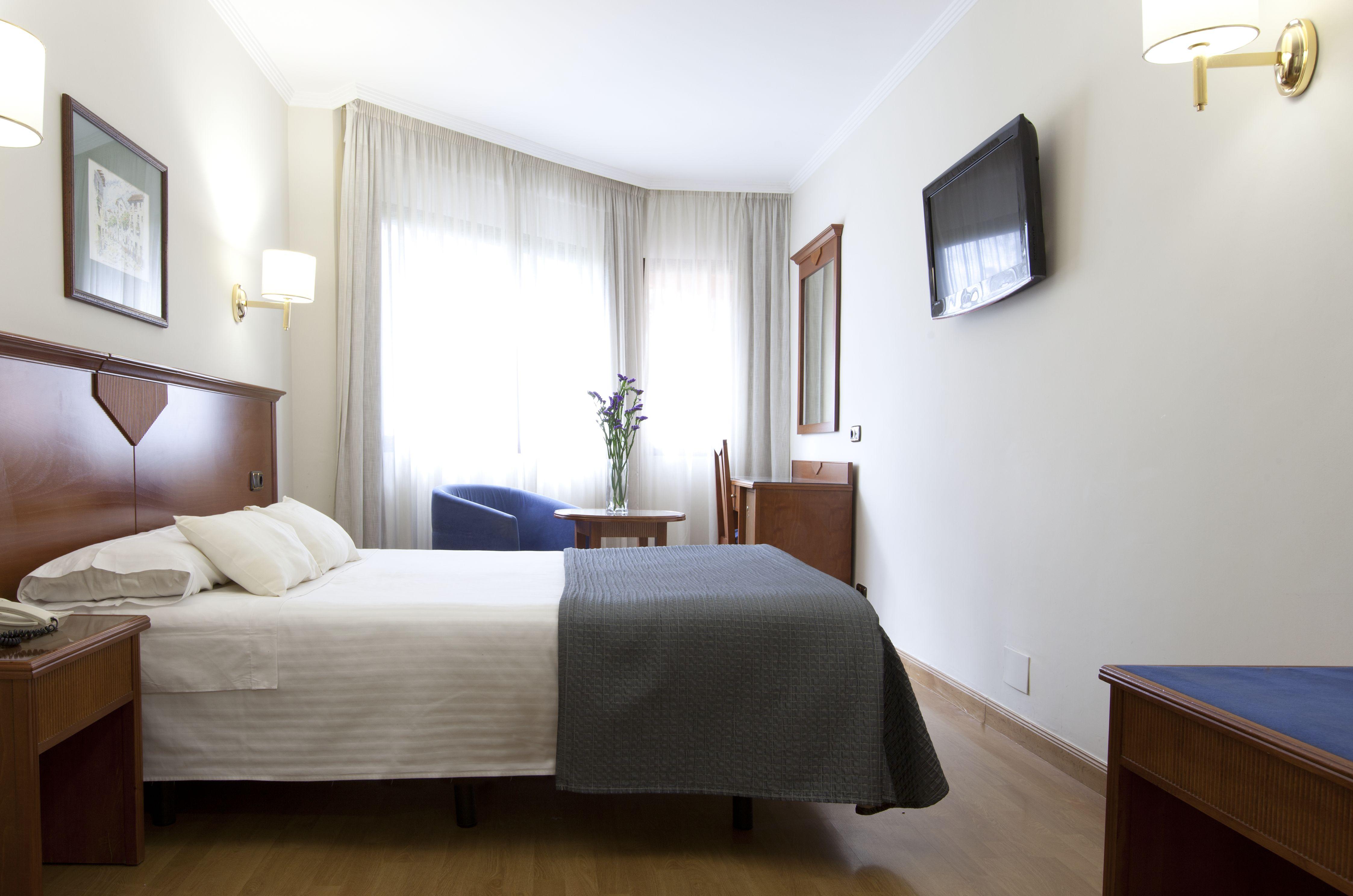 Hotel Porcel Alixares 4*