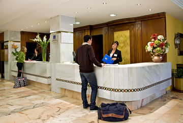 Hotel Porcel Alixares Granada