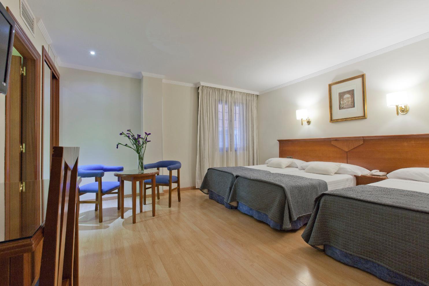Porcel Alixares Hotel 4*