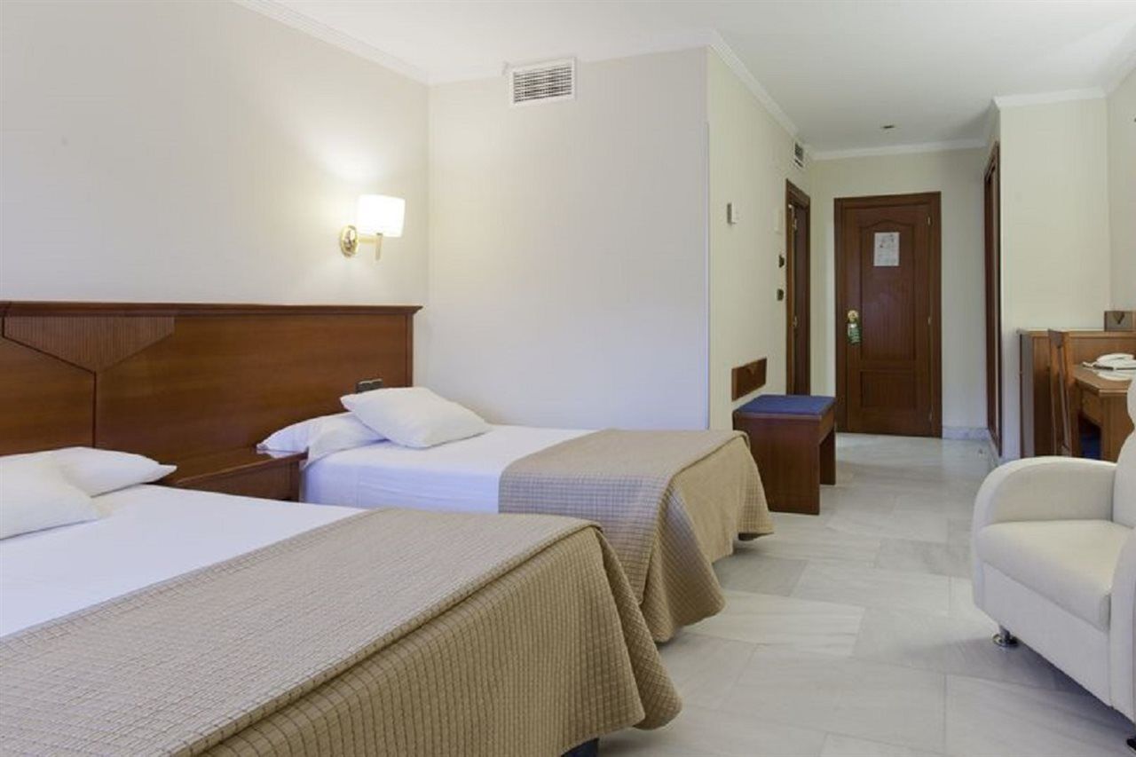 Porcel Alixares Hotel